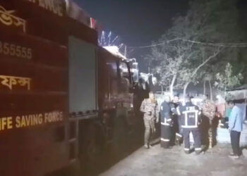 ৭ ঘণ্টা পর বিআইডব্লিইউটিএ’র গুদামের আগুন নিয়ন্ত্রণে