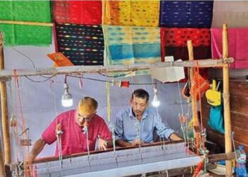 ঈদে বাঙালি ললনাদের প্রথম পছন্দ জামদানি শাড়ি