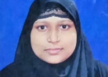 রূপগঞ্জে পরকীয়া সন্দেহে  স্ত্রীকে কুপিয়ে হত্যা, শিশু সন্তানকে কুপিয়ে জখম । Nafiz Ashraf. Tnntv24