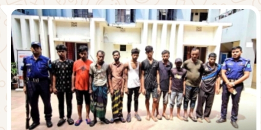 রূপগঞ্জে গাজী টায়ার কারখানার ওয়েস্টেজে আগুন দিয়ে মালামাল লুট, আটক ১০ 