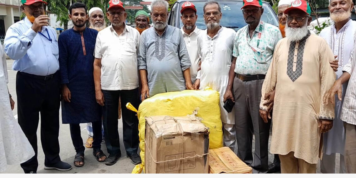 নোয়াখালীর বেগমগঞ্জের বন্যাদুর্গতদের মাঝে রূপগঞ্জ মুক্তিযোদ্ধাদের ঔষধ ও ত্রাণ সামগ্রী বিতরণ। Nafiz Ashraf. Tnntv24