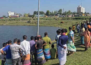 রূপগঞ্জে পূর্বাচল লেকের পাড় থেকে পলিথিনে মোড়ানো খন্ড বিখন্ড মরদেহ উদ্ধার: Nafiz Ashraf. Tnntv24