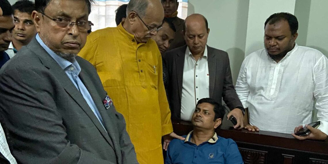 রূপগঞ্জে আহত সাংবাদিককে  দেখতে গেলেন কাজী মনির :Nafiz Ashraf. Tnntv24