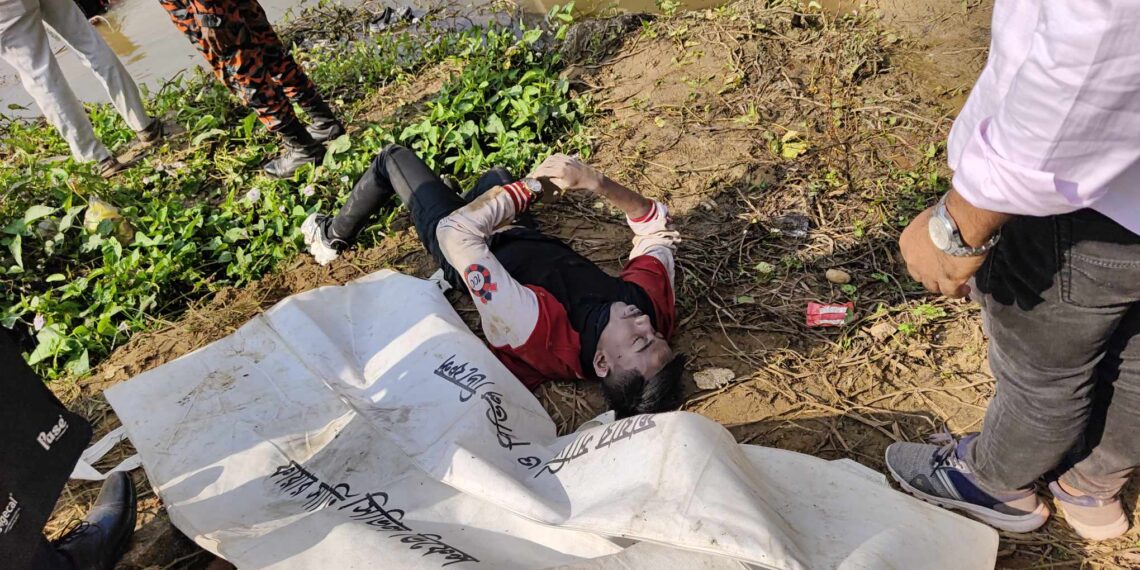 রূপগঞ্জ পূর্বাচল লেকে কলেজ শিক্ষার্থী সুজনার পর  কাব্যের লাশ উদ্ধার : Nafiz Ashraf.Tnntv24