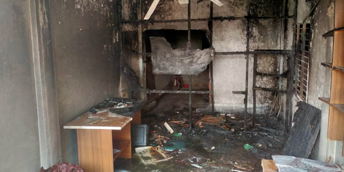 রূপগঞ্জে সামাজিক সংগঠন প্রগতির কার্যালয়ে আগুন, তিন লক্ষাধিক টাকার ক্ষয়ক্ষতি : Nafiz Ashraf. Tnntv24