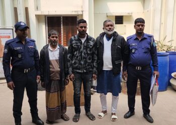 ‘অপারেশন ডেভিল হান্ট’ রূপগঞ্জে সেচ্ছাসেবকলীগ নেতাসহ গ্রেপ্তার-৩ : Nafiz Ashraf.Tnntv24