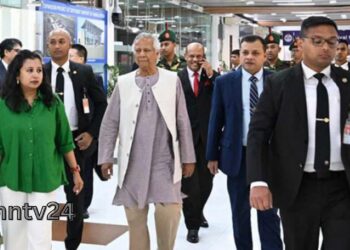 চার দিনের সফরে চীনের উদ্দেশে ঢাকা ছেড়েছেন প্রধান উপদেষ্টা ইউনূস। Nafiz Ashraf.Tnntv24