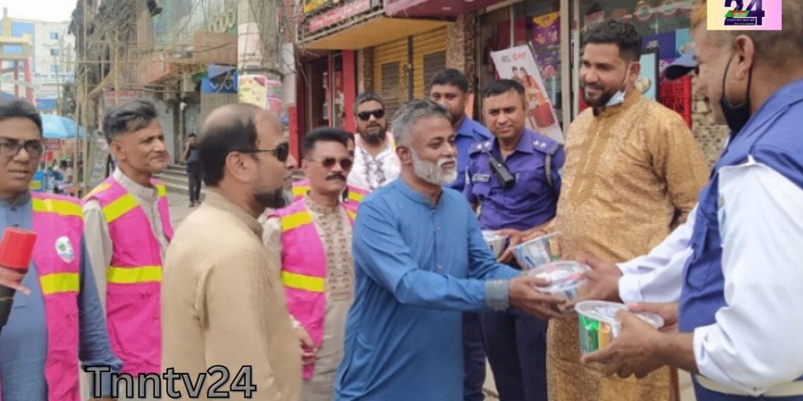 নারায়ণগঞ্জে রোগী ও ট্রাফিকদের মাঝে টিম খোরশেদের ঈদ উপহার “নাস্তা”। Nafiz Ashraf.Tnntv24