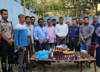 নারায়ণগঞ্জে বিপুল মাদক উদ্ধার,গ্রেফতারকৃত আসামী ছিনতাই।Nafiz Ashraf.Tnntv24