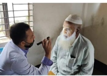 রূপগঞ্জে পাঁচ  শতাধিক লোকের  মাঝে  বিনামূল্যে চক্ষু  সেবা ও ওষুধ বিতরণ:Nafiz Ashraf.Tnntv24