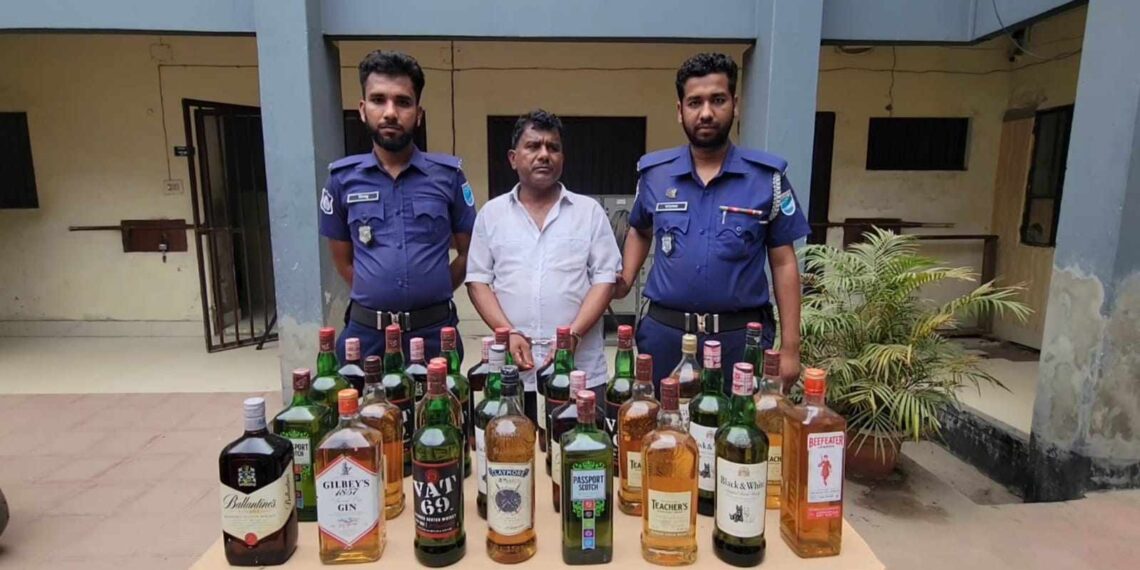 রূপগঞ্জে বিদেশি মদসহ ব্যবসায়ী আটক : Nafiz Ashraf.Tnntv24