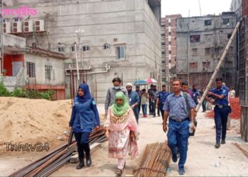 নারায়ণগঞ্জে রাউকের অভিযান: ভবন নির্মাণে অনিয়মে অর্থদন্ড,বিদ্যুৎ বিচ্ছিন্ন, কাজ বন্ধ।Nafiz Ashraf.Tnntv24