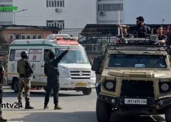 কাশ্মীর সীমান্তের বিভিন্ন স্থানে ভারত ও পাকিস্তানের সেনাদের মধ্যে গোলাগুলি।Nafiz Ashraf.Tnntv@4