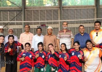 আন্ত:কলেজ ক্রীড়া প্রতিযোগীতায় ভলিবলে নারায়ণগঞ্জ কলেজ মেয়েরা চ্যাম্পিয়ন।Nafiz Ashraf.Tnntv24