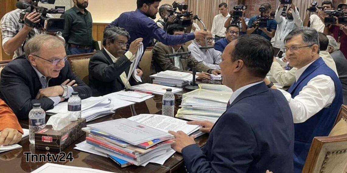 প্রতিদিন আলোচনার বিষয়গুলো প্রধান উপদেষ্টাকে অবহিত করা হয়-ড.আলী রীয়াজ।Nafiz Ashraf.Tnntv24