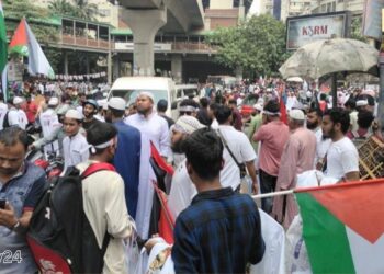 গাজায় ইজরায়েলের আগ্রসনের বিরুদ্ধে রাজধানীতে বিক্ষোভকারীদের ঢল।Nafiz Ashraf.Tnntv24