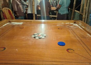 পূর্বাচলে ক্যারাম খেলার নামে বসেছে জমজমাট জুয়ার বোর্ড : Nafiz Ashraf.Tnntv24