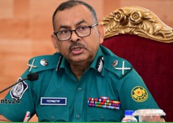 পুলিশ নিষিদ্ধ রাজনৈতিক দলের নাশকতার বিষয়ে সর্বোচ্চ সতর্ক-ডিএমপি কমিশনার।Nafiz Ashrsf.Tnntv24