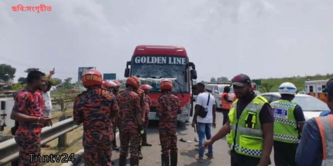 নিমতলায় ঢাকা-মাওয়া এক্সপ্রেসওয়েতে বাসের ধাক্কায় অ্যাম্বুলেন্সের পাঁচ জন নিহত।Nafiz Ashraf.Tnntv24