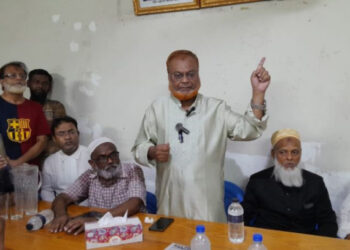 বিকেএমইএ’র সভাপতি হাতেম “নির্লজ্জ-বেহায়া” -বললেন বিএনপি নেতা গিয়াসউদ্দিন।Nafiz Ashraf.Tnntv24