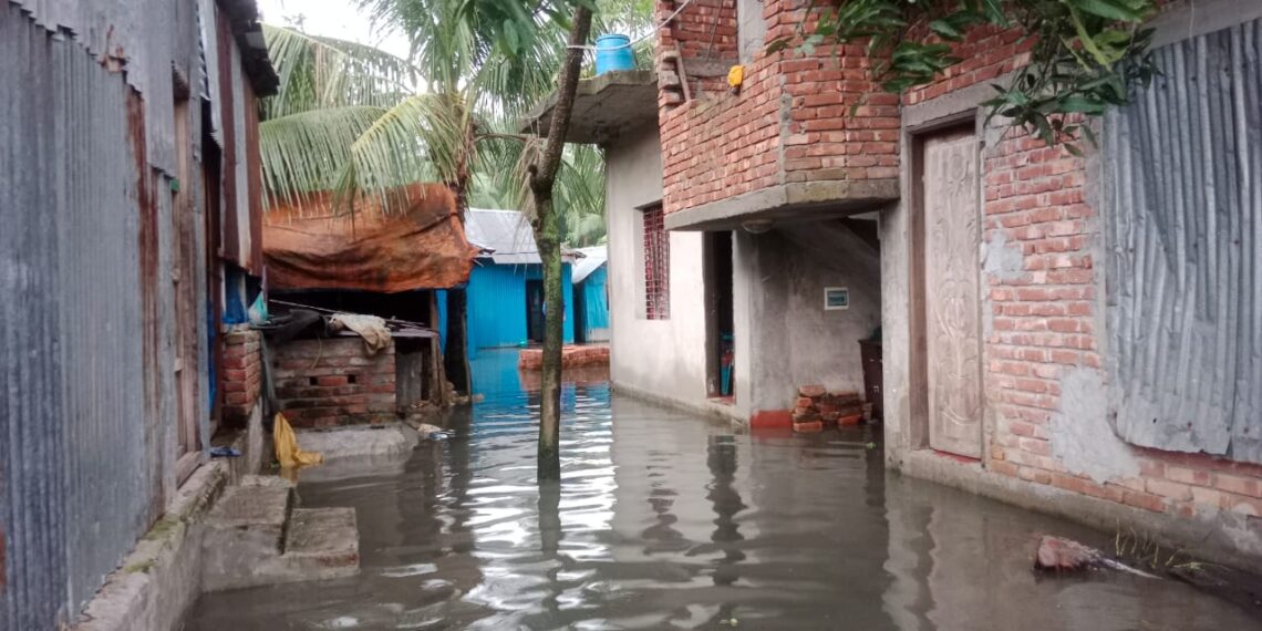 রূপগঞ্জে পানি নিষ্কাশন খাল ভরাটের অভিযোগ,৭ গ্রামের ২০ হাজার মানুষ পানি বন্ধি: Nafiz Ashraf.Tnntv24
