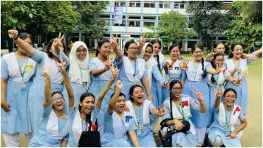 এস এস সি তে এবারও মেয়েরা এগিয়ে,ছাত্রদের চেয়ে ৮,২০০ ছাত্রী বেশি জিপিএ-৫ পেয়েছে:Nafiz Ashraf.Tnntv24