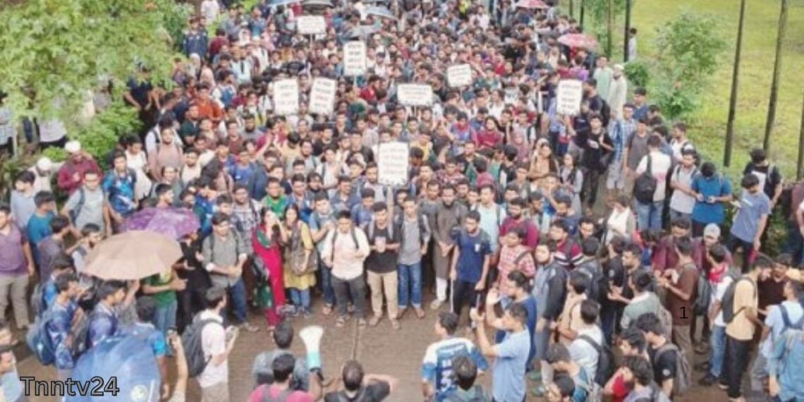 বুয়েট শিক্ষার্থীরা তিন দাবিতে বিক্ষোভ ও সংবাদ সমামেলন করেছে:Nafiz Ashraf.Tnntv24