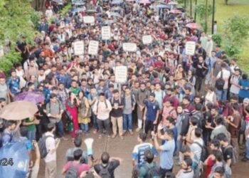 বুয়েট শিক্ষার্থীরা তিন দাবিতে বিক্ষোভ ও সংবাদ সমামেলন করেছে:Nafiz Ashraf.Tnntv24