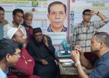 দেওভোগ সরকারি প্রাথমিক বালক-বালিকা বিদ্যালয়ের উন্নয়নে শিল্পমালিক মাসুদের ছোঁয়া:Nafiz Ashraf.Tnntv24