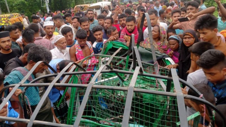 আড়াইহাজারে সড়ক দুর্ঘটনায় নিহত ২,আহত ৫ । Nafiz Ashraf.Tnntv24