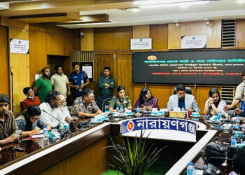 ঢাকা-নারায়ণগঞ্জ রুটে বাস ভাড়া জেলা প্রশাসকের একক সিদ্ধান্তই কি বহাল থাকবে? Nafiz Ashraf.Tnntv24