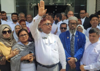 সেলিম ওসমানের প্রেসক্রিপশনে কিছু শিল্পপতি বিএনপির নমিনেশন শিকারে নেমেছে-সাখাওয়াত।Nafiz Ashraf,Tnntv24