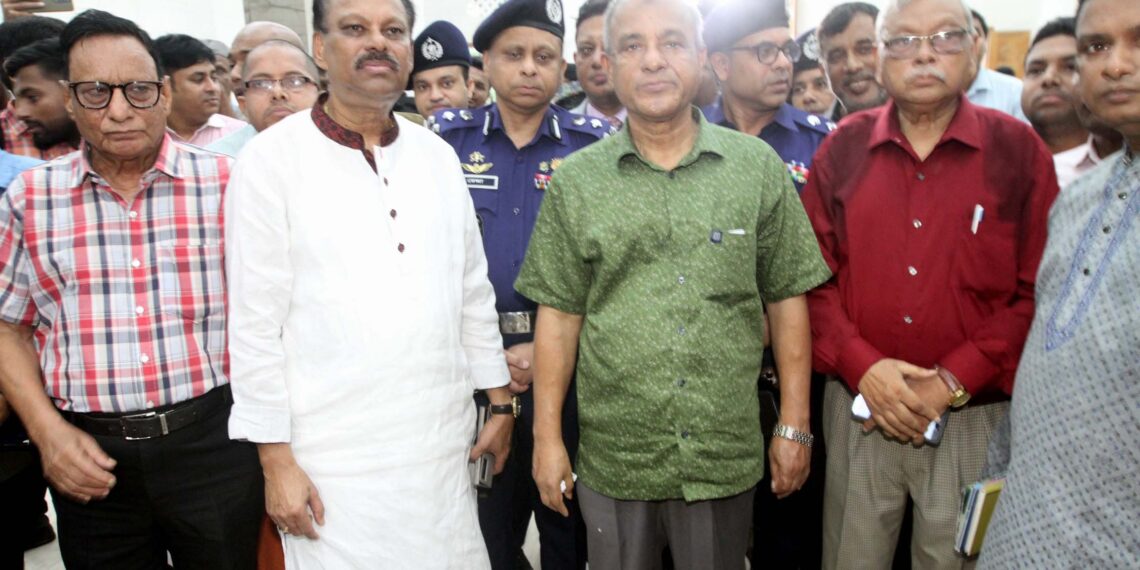 শারদীয় দুর্গাপূজায় নিরাপত্তার ঝুঁকি নাই, সম্প্রীতির বন্ধন অটুট থাকবে-স্বরাষ্ট্র উপদেষ্টা জাহাঙ্গীর আলম চৌধুরী