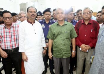 শারদীয় দুর্গাপূজায় নিরাপত্তার ঝুঁকি নাই, সম্প্রীতির বন্ধন অটুট থাকবে-স্বরাষ্ট্র উপদেষ্টা জাহাঙ্গীর আলম চৌধুরী