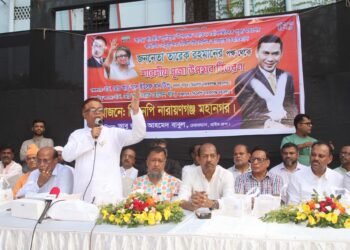 নারায়ণগঞ্জ মহাগরর বিএনপির উদ্দ্যোগে ৭০ টি পূজা মন্ডপে আর্থিক অনুদান প্রদান:Nafiz Ashraf.Tnntv24