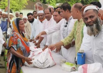 রূপগঞ্জে ওলামা মাশায়েখ মাসাজিদগণের মিলন মেলা আলোচনা সভা ও খাদ্য সামগ্রী বিতরণ : Nafiz Ashraf.Tnntv24