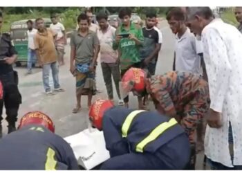 পূর্বাচলে মোটরসাইকেল অটোরিক্সা মুখোমুখি সংঘর্ষ   নিহত ১, আহত ১ : Nafiz Ashraf.Tnntv24