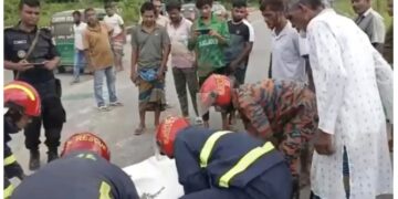 পূর্বাচলে মোটরসাইকেল অটোরিক্সা মুখোমুখি সংঘর্ষ   নিহত ১, আহত ১ : Nafiz Ashraf.Tnntv24