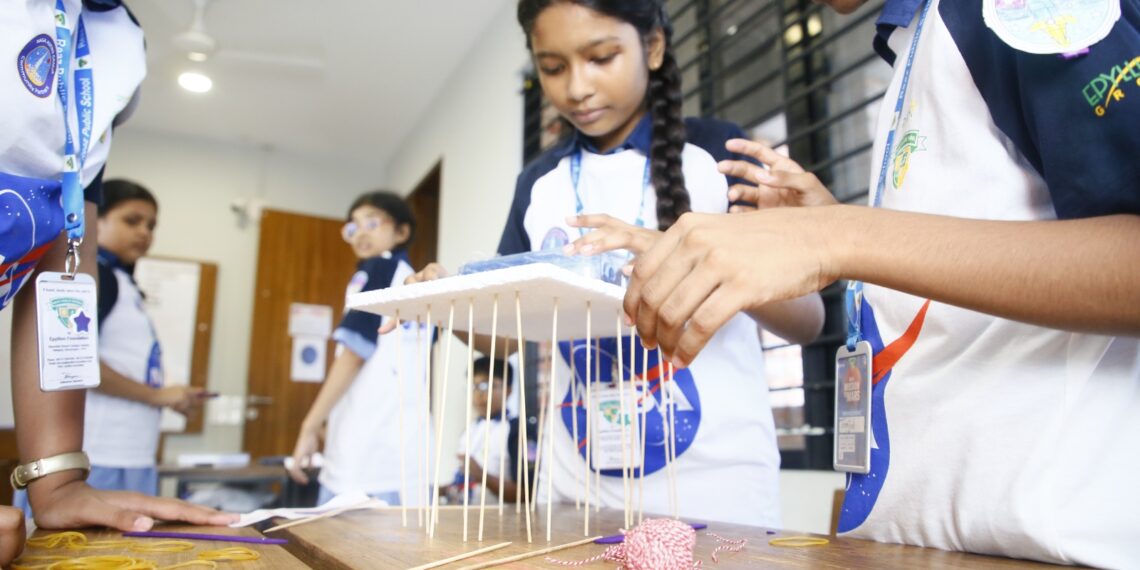 বাংলাদেশে প্রথম অ্যাস্ট্রোক্যাম্প নারায়ণগঞ্জের বন্দরে রিয়াজ পাবলিক স্কুলে : Nafiz Ashraf.Tnntv24