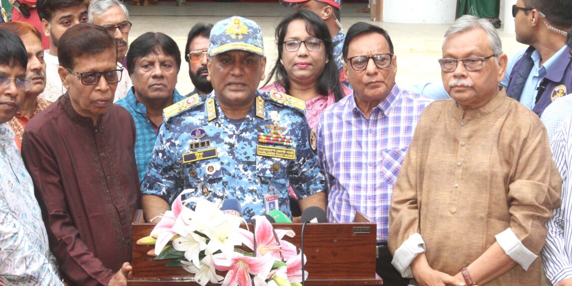 পূজা মণ্ডপের সার্বিক নিরাপত্তায় নিরলসভাবে কাজ করে যাচ্ছে কোস্টগার্ড ।Nafiz Ashraf.Tnntv24