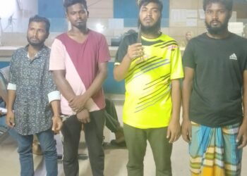 নারায়ণগঞ্জে ছিনতাইয়ের প্রস্তুতিকালে কিশোর গাং এর ৪ সদস্যকে গ্রেফতার করেছে ডিবি পুলিশ।Nafiz Ashraf.Tnntv24