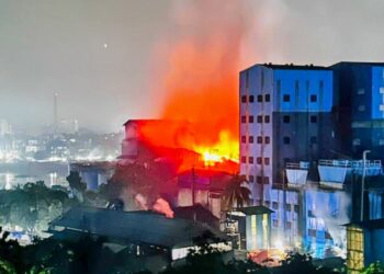 রূপগঞ্জে শবনম অয়েল কারখানায় অগ্নিকান্ডে বিপুল পরিমাণ ক্ষতি :Nafiz Ashraf.Tnntv24