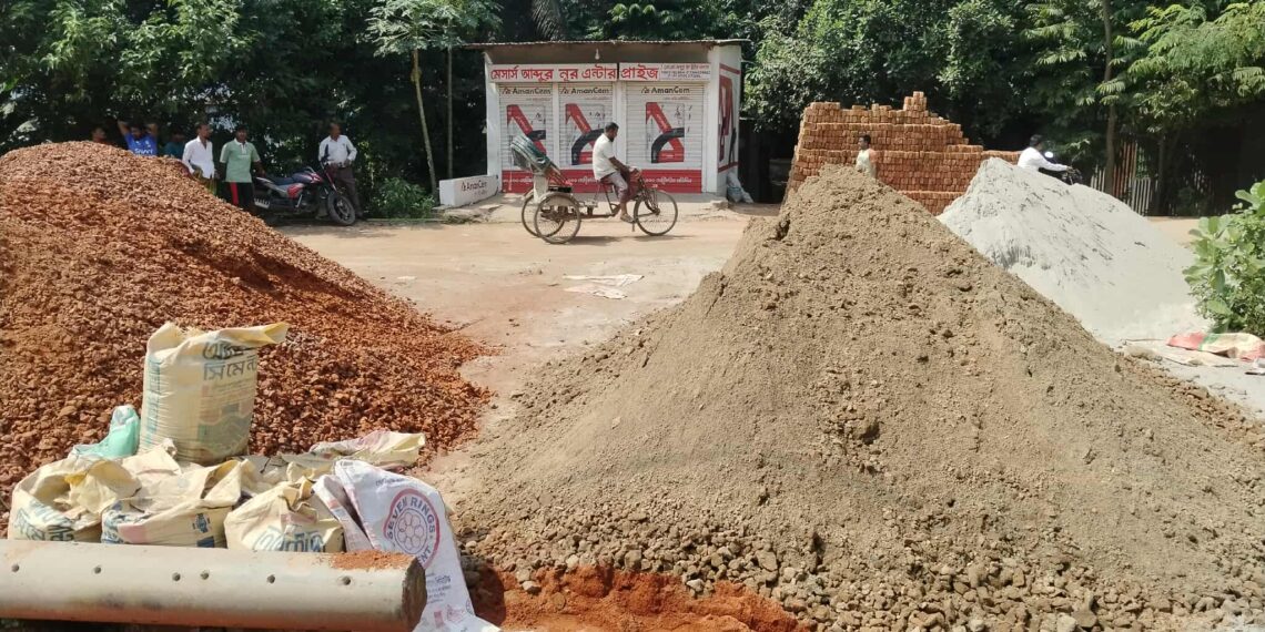 রূপগঞ্জে  এশিয়ান হাইওয়ে সড়কের বালু  অবাধে চুরি:Nafiz Ashraf.Tnntv24