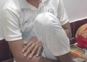 শিক্ষার্থী বলাৎকারের অভিযোগে   মাদরাসা শিক্ষককে গণপিটুনি : Nafiz Ashraf.Tnntv24