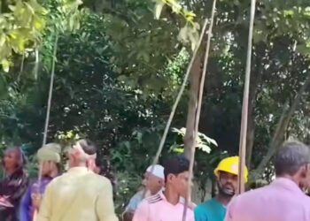 নারায়ণগঞ্জের আড়াইহাজারে আধিপত্য বিস্তার নিয়ে দুই গ্রুপের সংর্ঘষে গুলিবিদ্ধসহ আহত ৫০:NAfiz Ashraf.Tnntv24