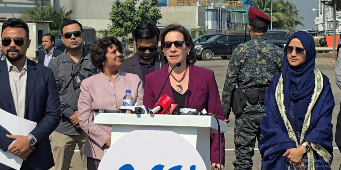 মেঘনা গ্রুপ, সিটি গ্রুপ এবং ডেল্টা অ্যাগ্রোর সঙ্গে এক বিলিয়ন ডলারের মার্কিন সয়াবিন আমদানির চুক্তি-যুক্তরাষ্ট্রের রাষ্ট্রদূত ট্রেসি:Nafiz Ashraf.Tnntv24