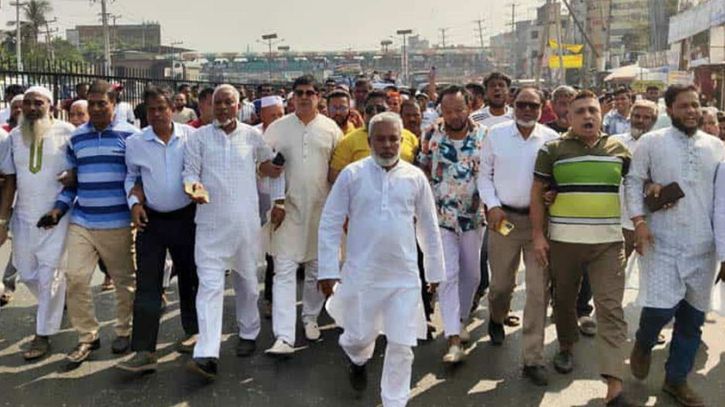 আওয়ামী সন্ত্রাসীদের বিরুদ্ধে সোনারগাঁওয়ের বিএনপি নেতা মান্নান সোচ্চার। Nafiz Ashraf.Tnntv24