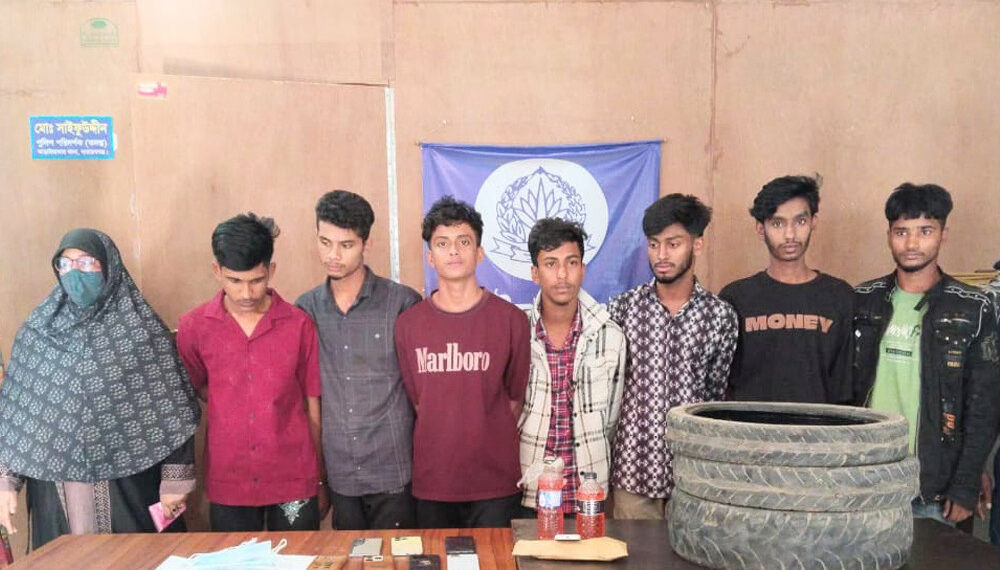 নারায়ণগঞ্জে আওয়ামীলীগ, যুবলীগ, ছাত্রলীগসহ ৩৭ জন গ্রেফতার। Nafiz Ashraf.Tnntv24