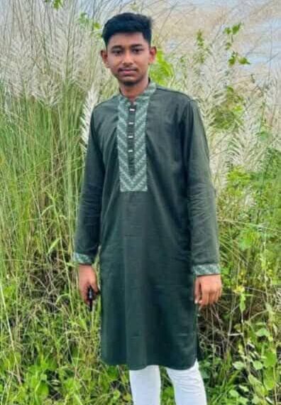 রূপগঞ্জে সড়ক দুর্ঘটনায় অষ্টম শ্রেণির ছাত্র নিহত:Nafiz Ashraf.Tnntv24 