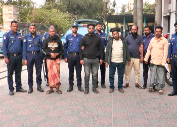 নারায়ণগঞ্জের ফতুল্লায় সুমন খলিফা হত্যার ২৪ ঘন্টায় রহস্য উদঘাটন ॥ স্ত্রীসহ গ্রেফতার ৬ ॥ পরকীয়ার জেরেই এ হত্যাকান্ড:Nafiz Ashraf.Tnntv24